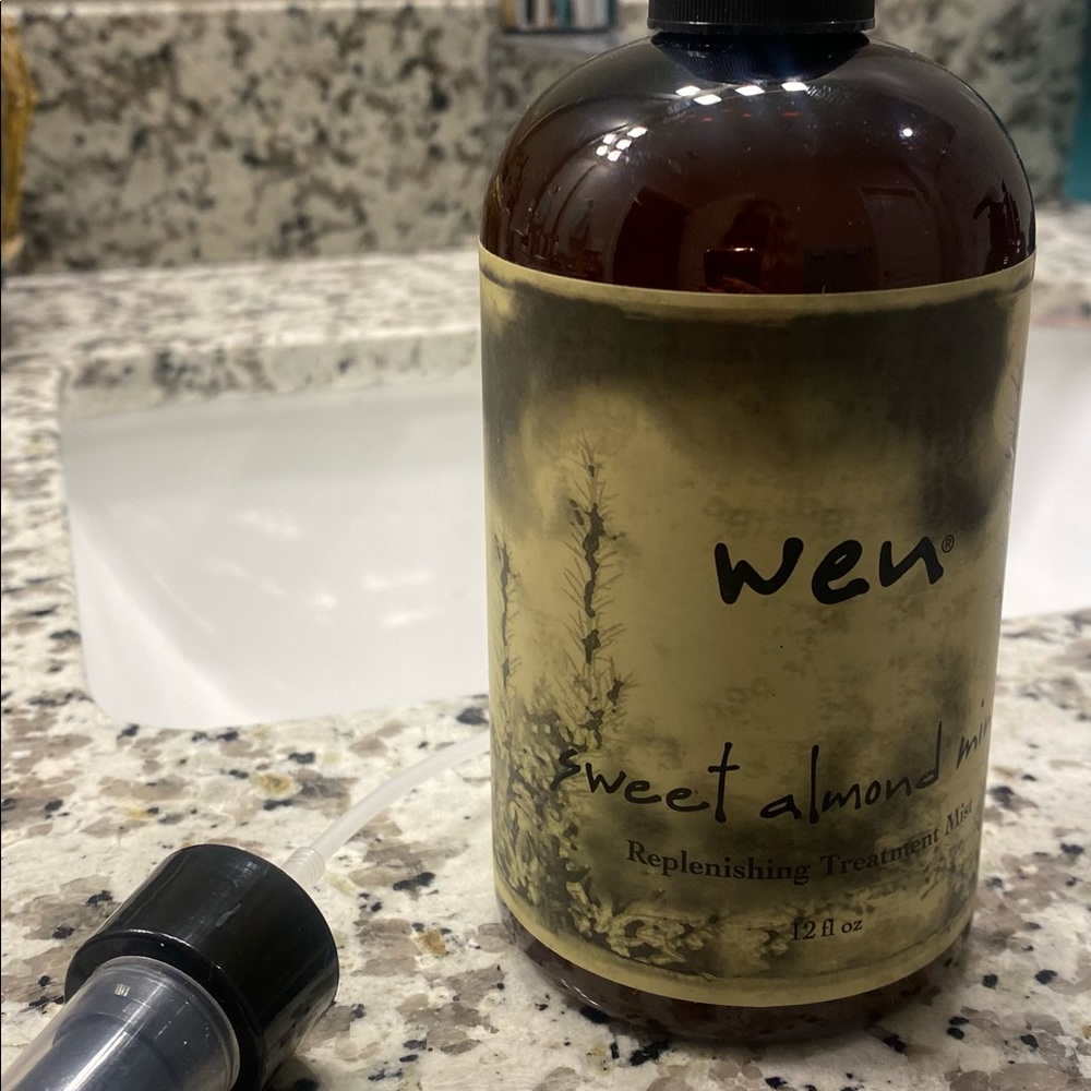 WEN Replenishing Treatment Mist in Sweet Almond Mint scent. Larger 12 oz. Size